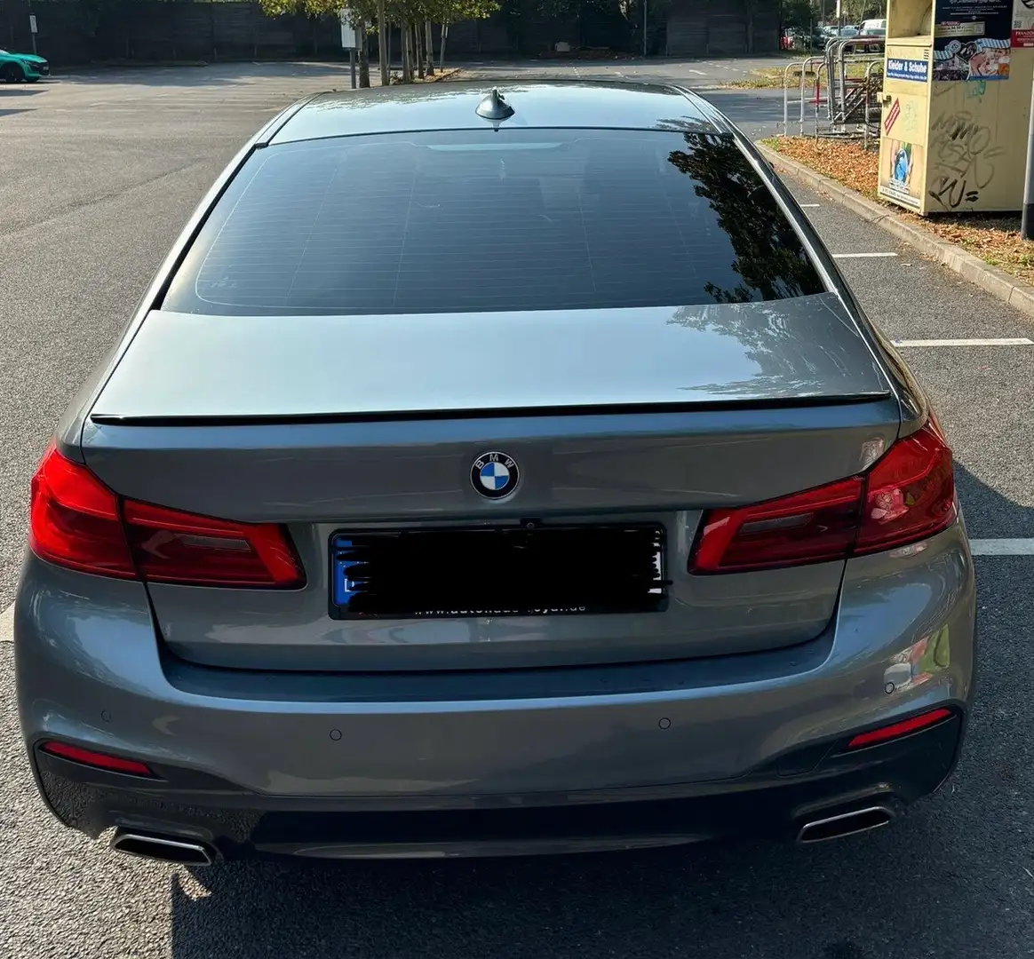 BMW 540 540 d xDrive M Sport Grau - 2
