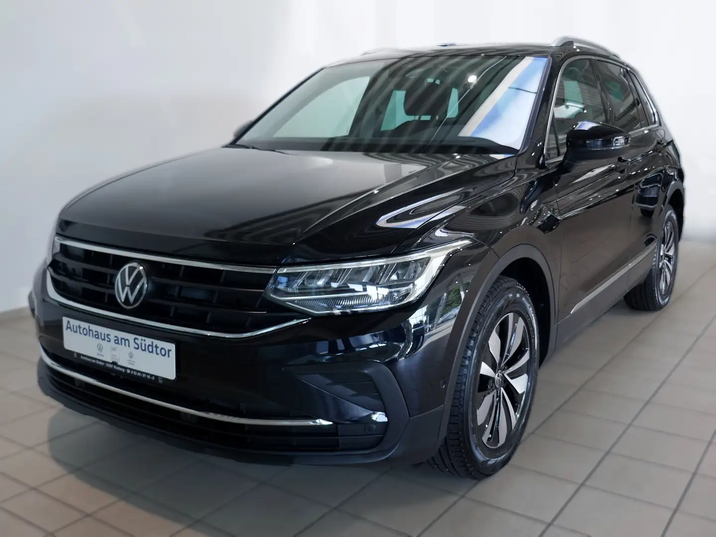Volkswagen Tiguan MOVE 1.5 TSI DSG | LED RFK ACC Navi Schwarz - 2
