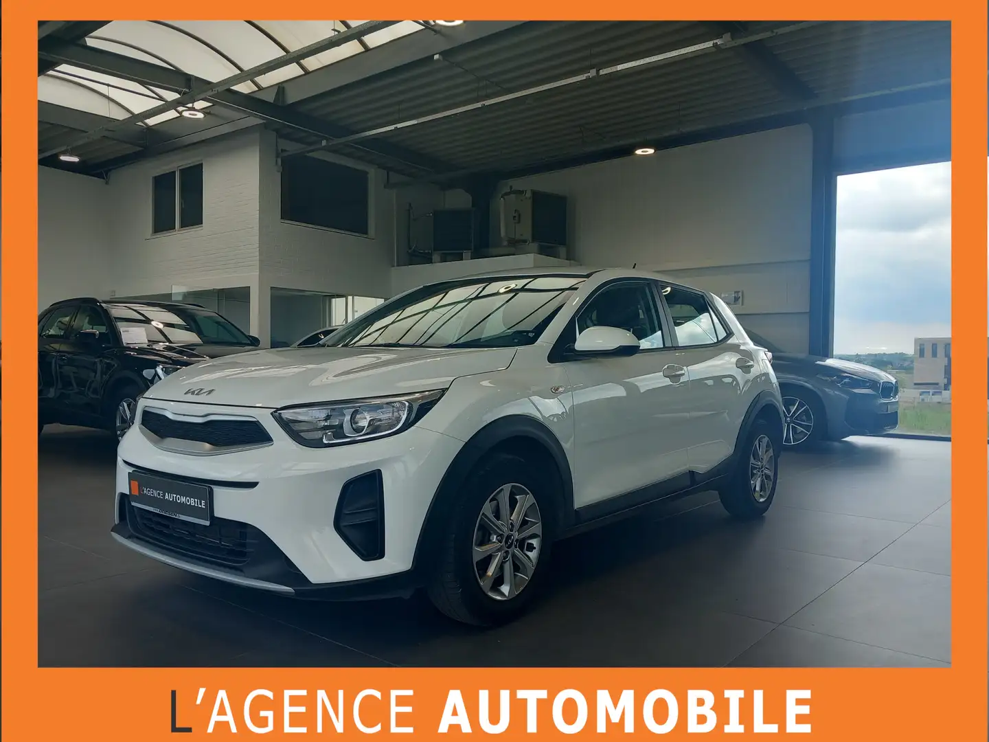 Kia Stonic Stonic 1.0 T - Garantie constructeur 04/2030 Blanc - 1