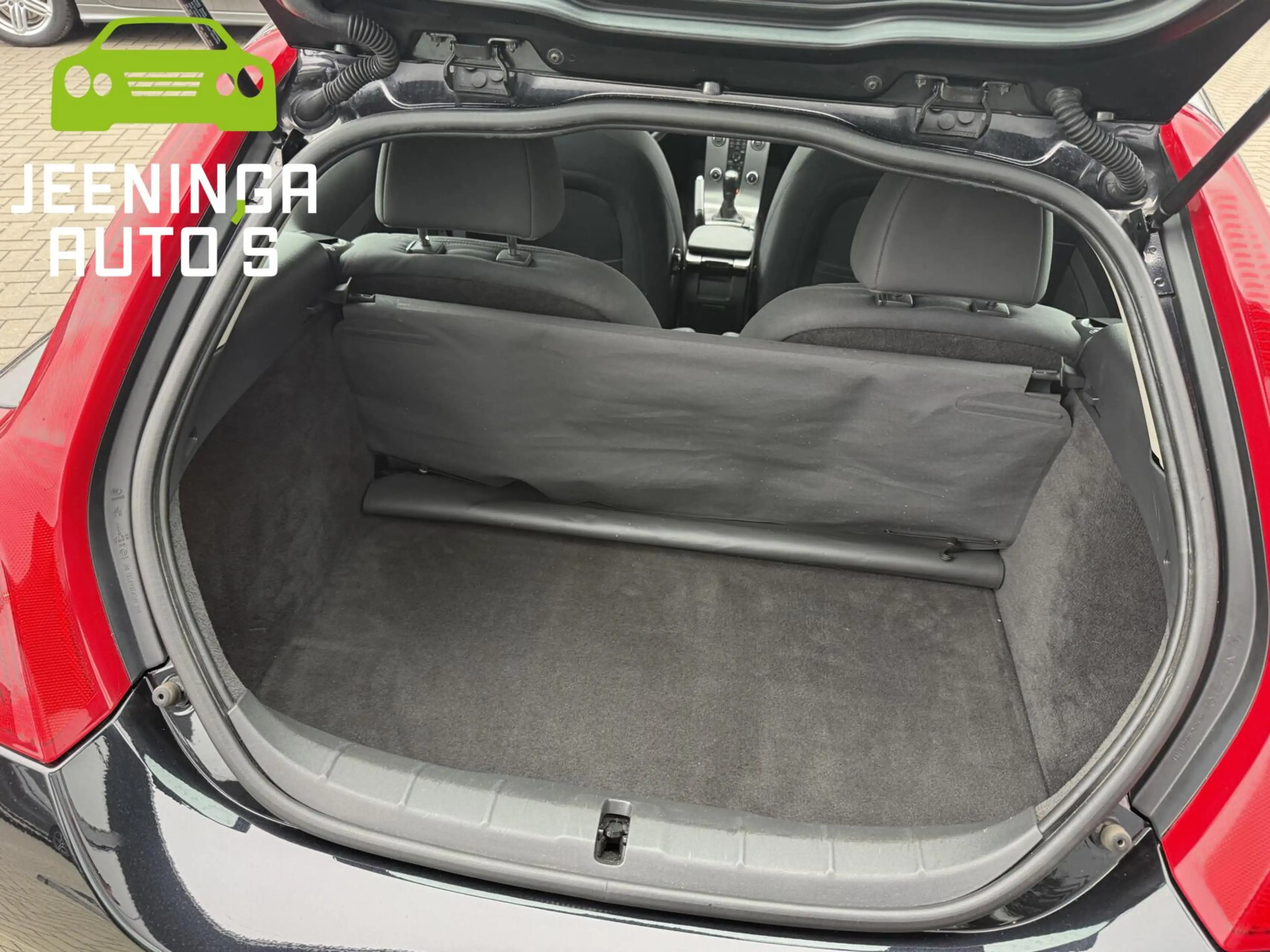 Volvo C30 1.8|Navi|Stoelverwarming|Opendak|Airco|Youngtimer — photo 5