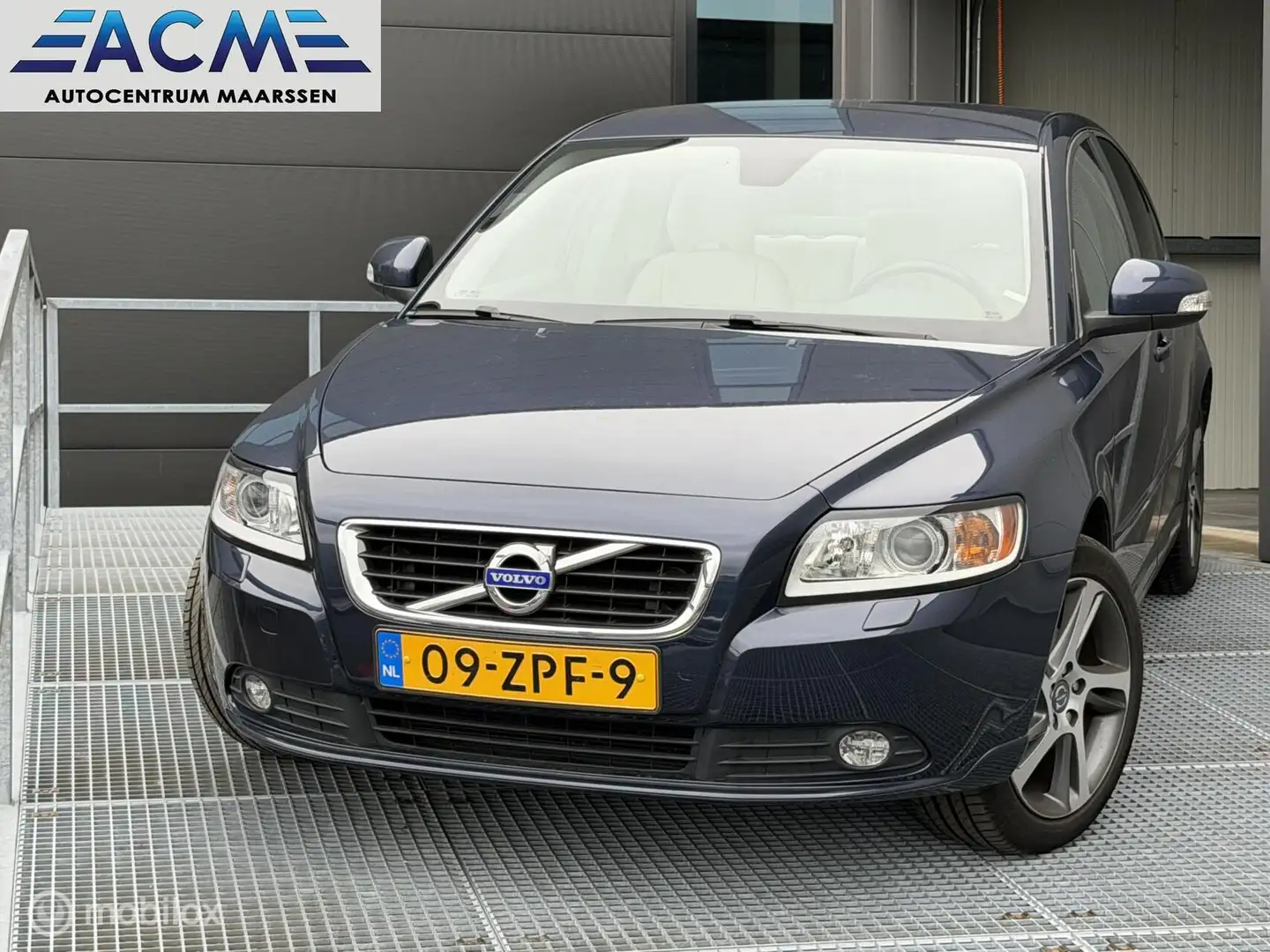 Volvo S40 2.0 Kinetic Azul - 1