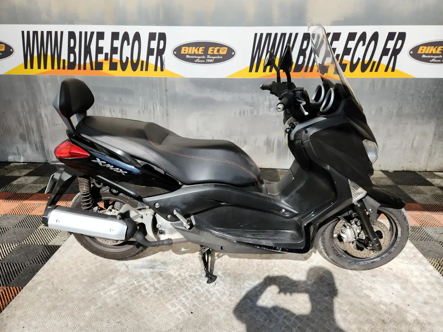 Yamaha X-Max 125 siva - 1