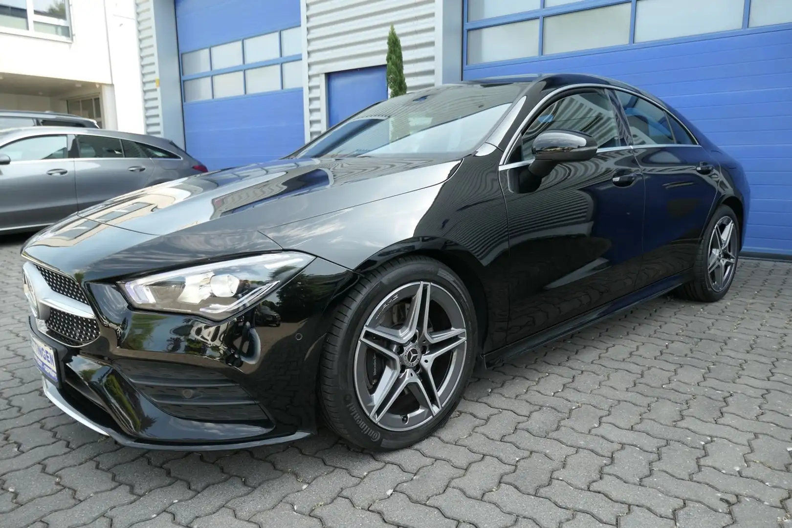 Mercedes-Benz CLA 200 d 8G-DCT AMG Line LED Kamera Distronic Noir - 1
