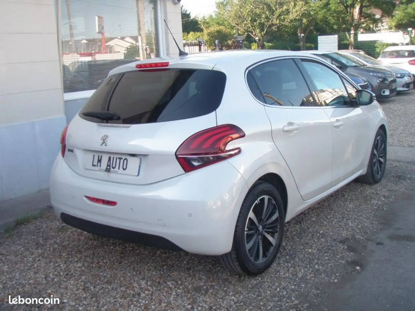 Peugeot 208 (2) 1.2 PURETECH 110 S&S TECH EDITION EAT6 5P Blanc - 2