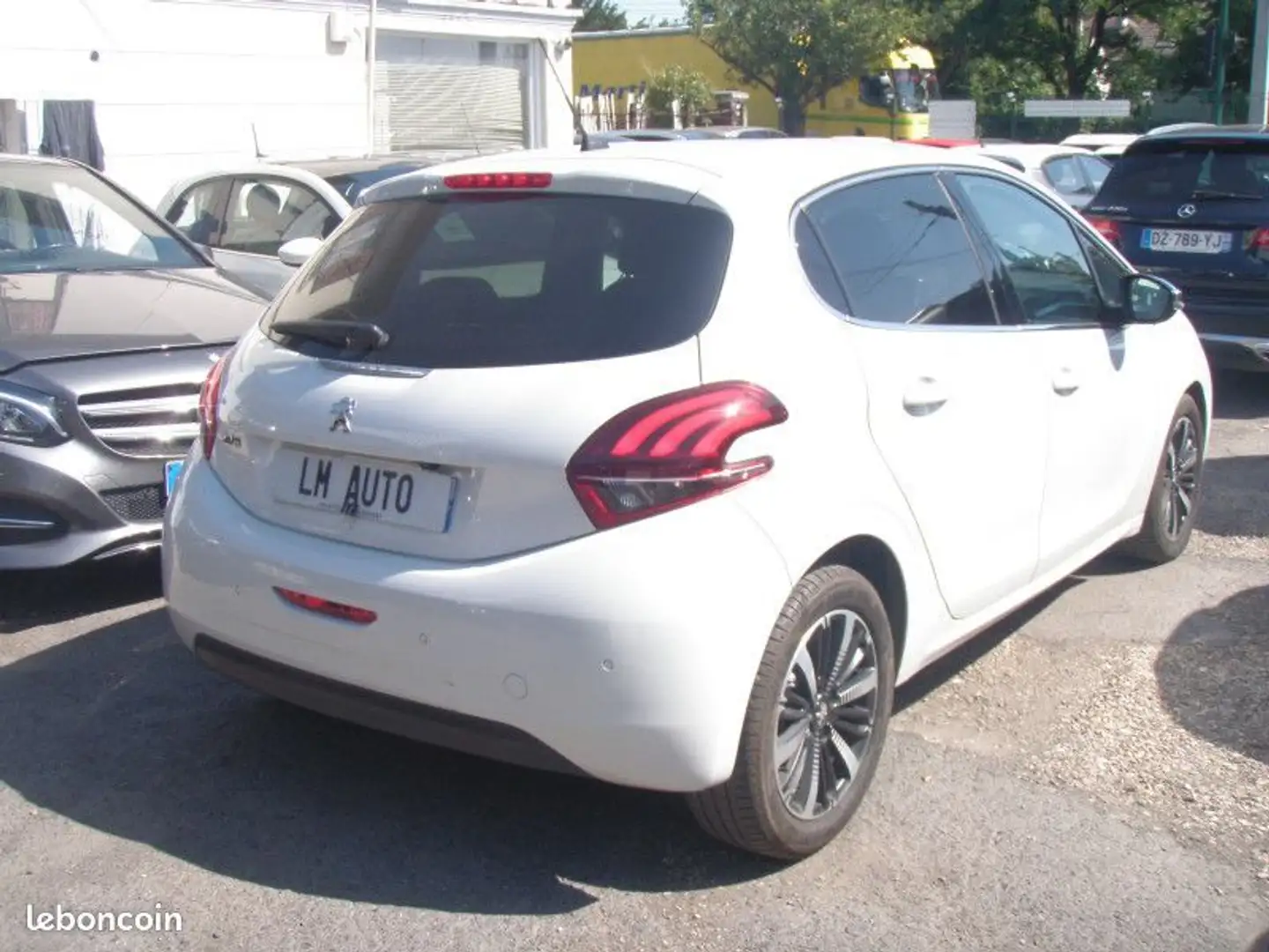 Peugeot 208 (2) 1.2 110 S&S TECH EDITION EAT6 5P Blanc - 2