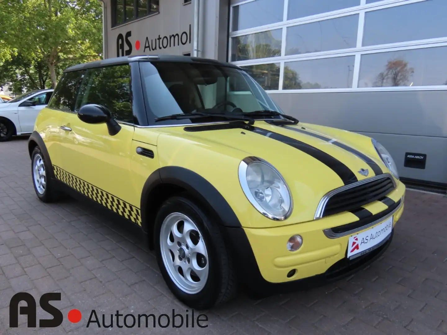 MINI One 1.6 Panorama*SHZ*Klima* Jaune - 1