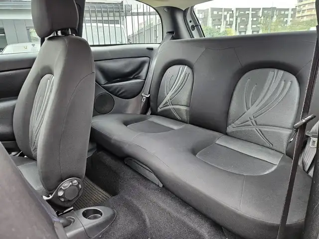Lancia Ypsilon view 9