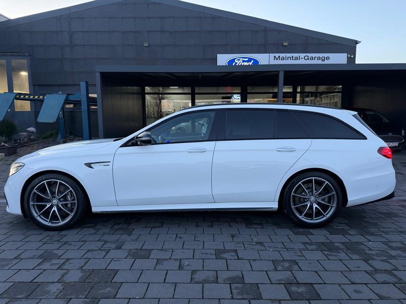 Mercedes-Benz E 63 AMG E 63 AMG 4Matic+/SoftCl/SternHimmel/WideScr/HeadUp — photo 2