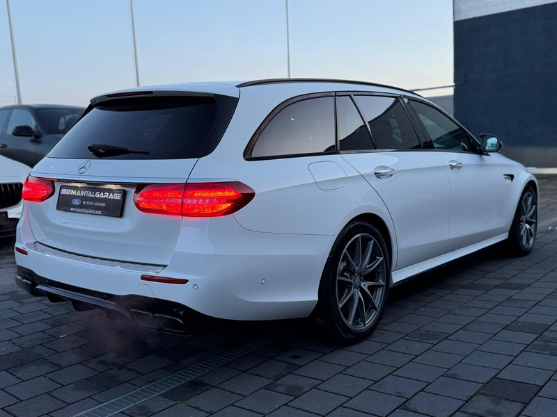 Mercedes-Benz E 63 AMG E 63 AMG 4Matic+/SoftCl/SternHimmel/WideScr/HeadUp — photo 5