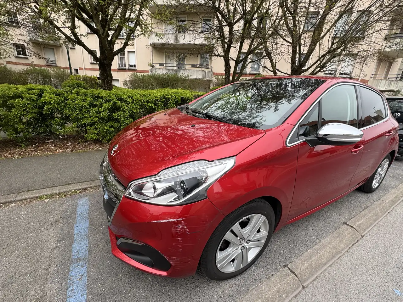 Peugeot 208 PureTech 110 Stop \u0026 Start EAT6 Tech