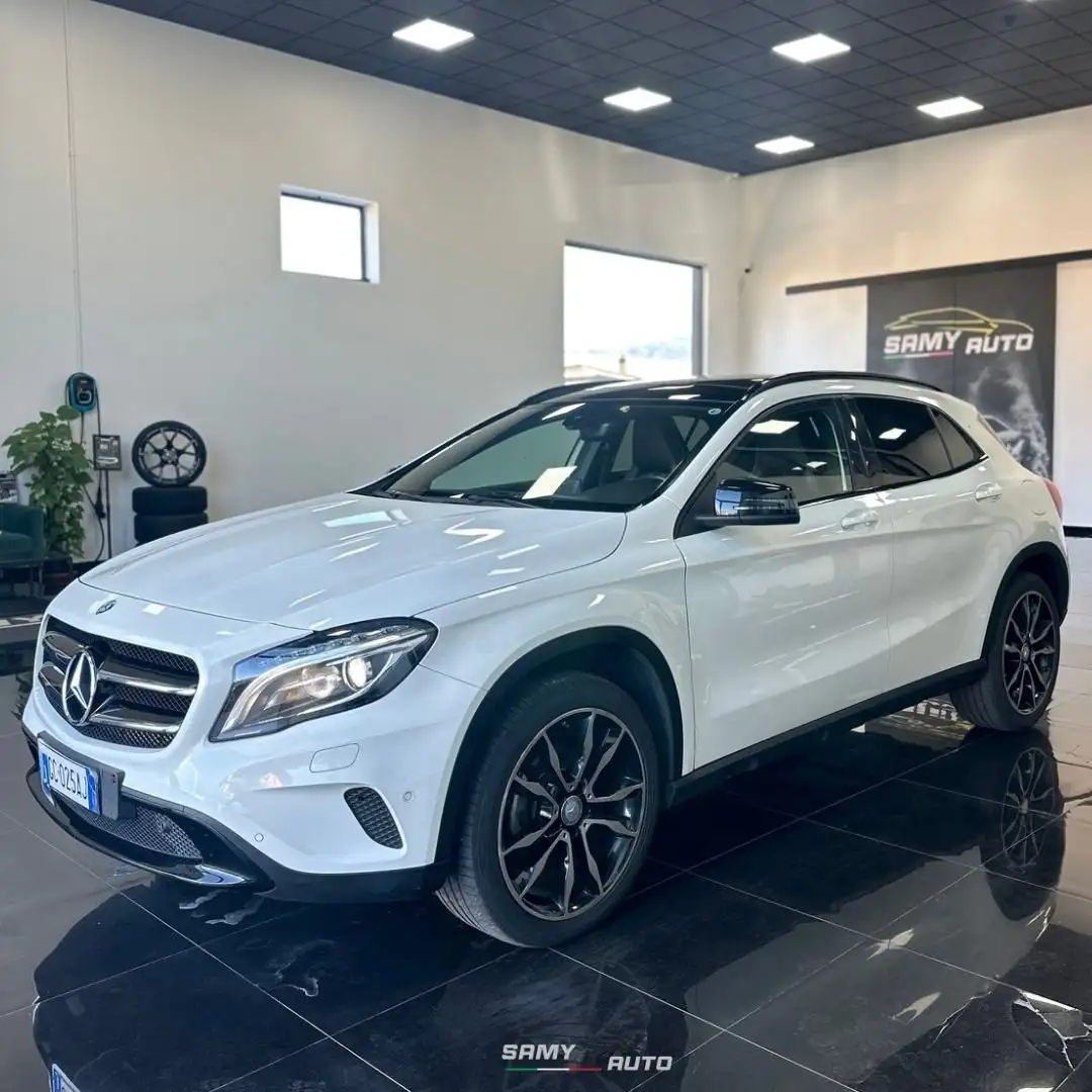 Mercedes-Benz GLA 220 d Premium 4matic auto Blanc - 2