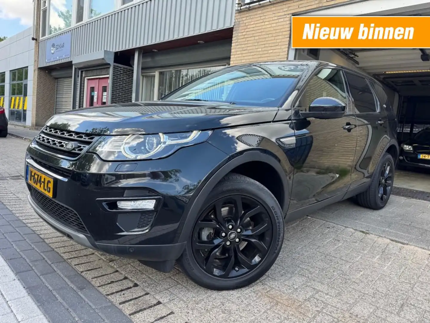 Land Rover Discovery Sport 2.0 TD4 HSE leer pano DEALERONDERHOUDEN NETTE AUTO Noir - 1