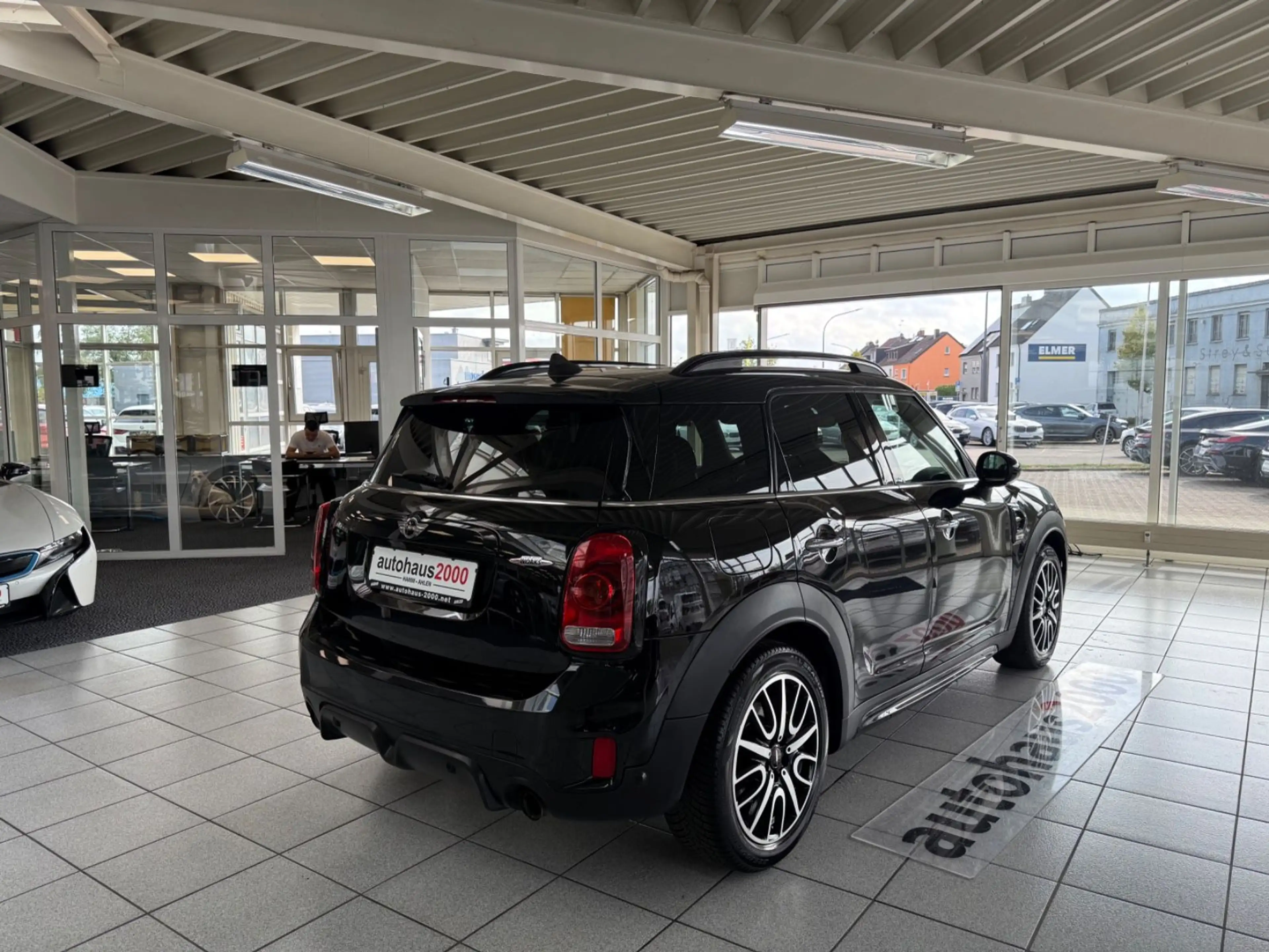 MINI John Cooper Works Countryman ALL4 CAM/H&K/PANO — photo 3