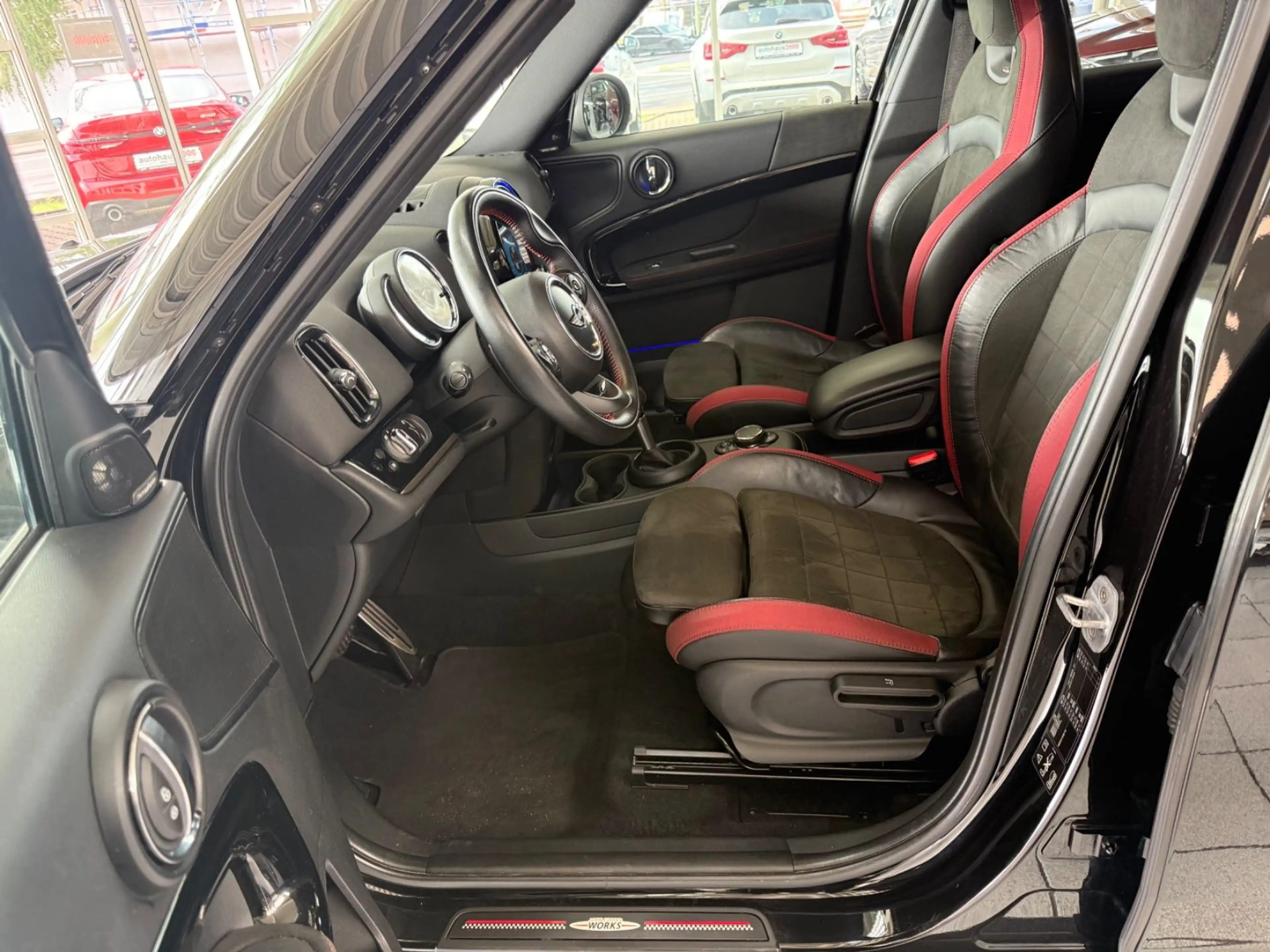 MINI John Cooper Works Countryman ALL4 CAM/H&K/PANO — photo 10
