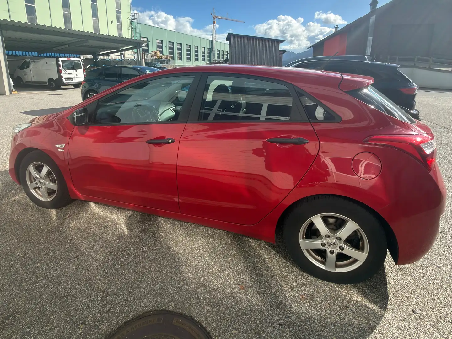 Hyundai i30 i30 1,4 CVVT Europe Europe Rot - 2