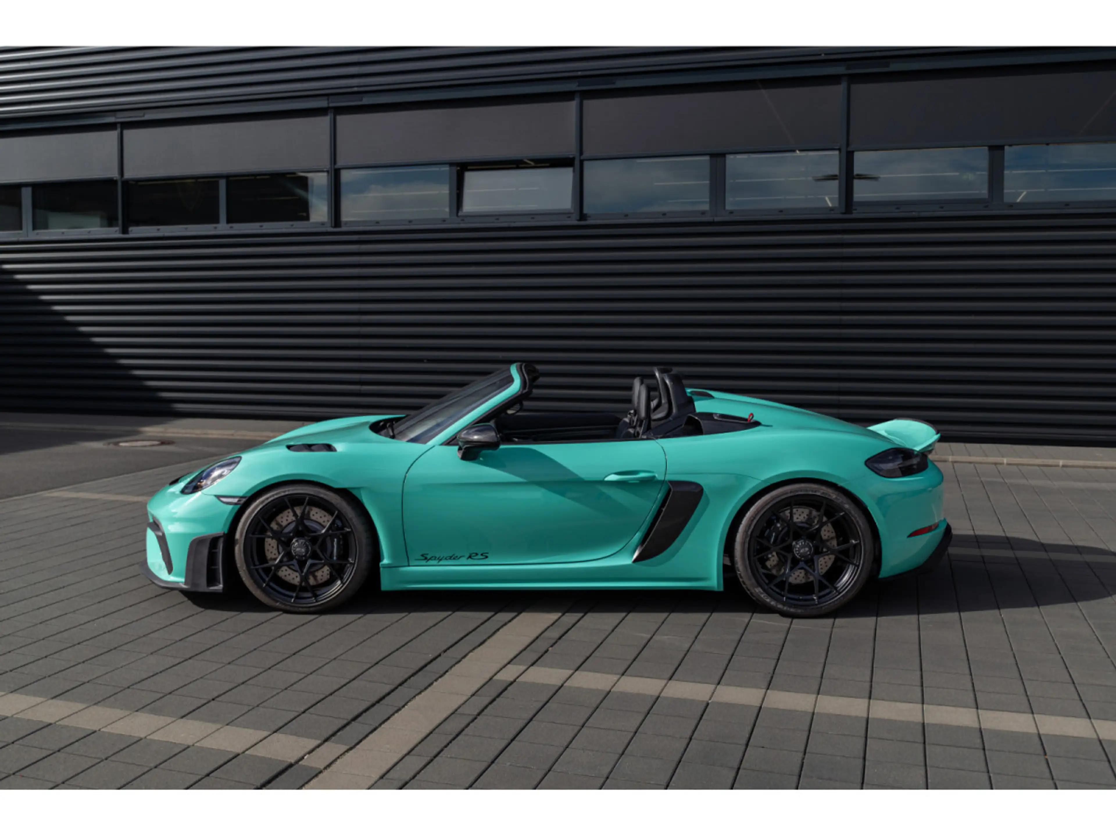 Porsche 718 Spyder 718 Spyder RS — photo 13