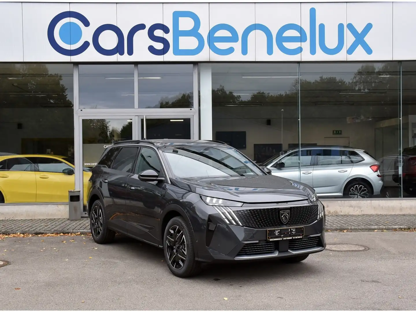 Peugeot 5008 GT Hybrid 145 e-DSC6 7 Pl. CAM360 NEUF Gris - 1