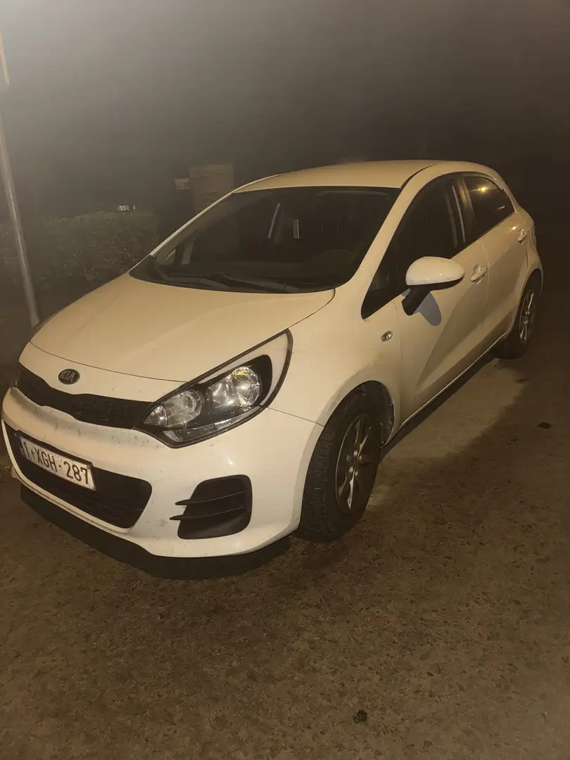 Kia Rio 1.1 CRDi Easy ISG - 1