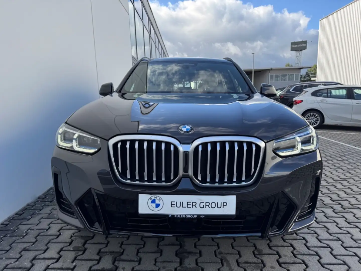 BMW X3 20d M-Sport Sommer19'' AHK LASER Hifi ParkAss HUD Grau - 2