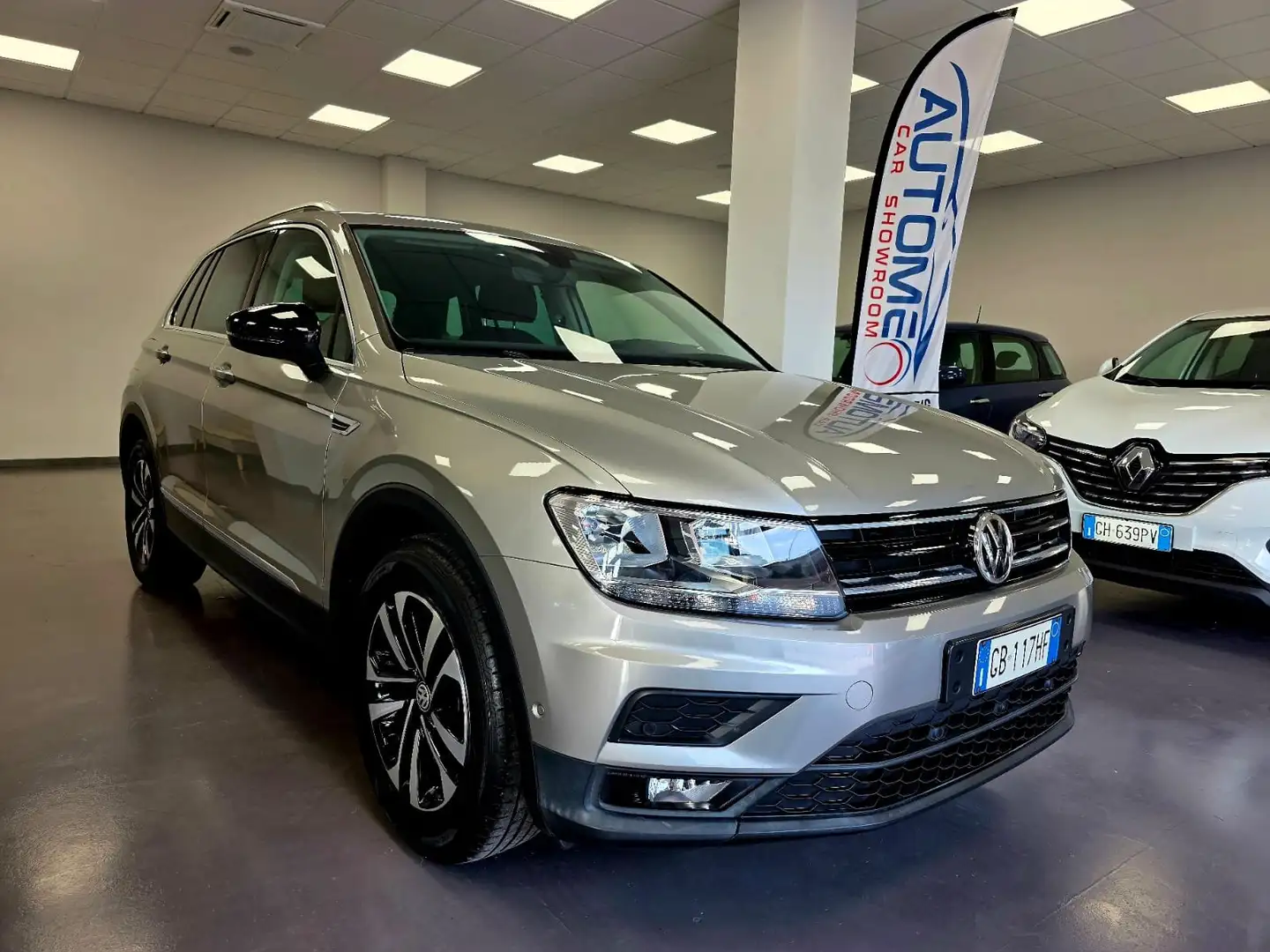 Volkswagen Tiguan Tiguan II 2016 1.5 tsi Business 130cv Plateado - 1
