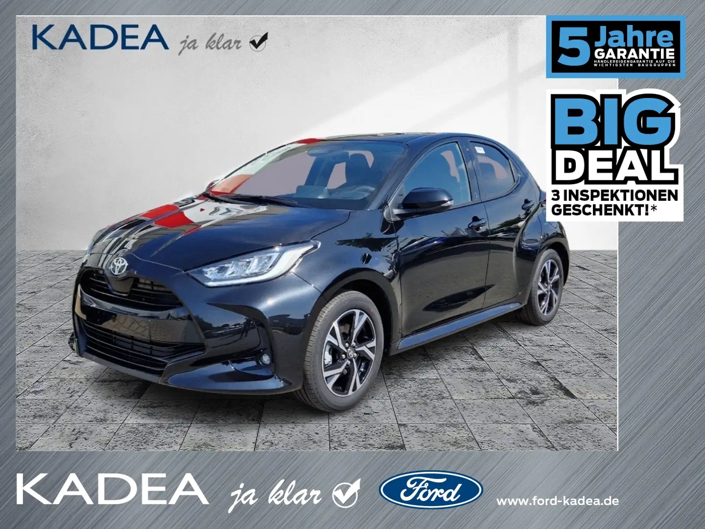 Toyota Yaris 1.5 Teamplayer ACC+LED+Fernlichtass.+Kam. Zwart - 1