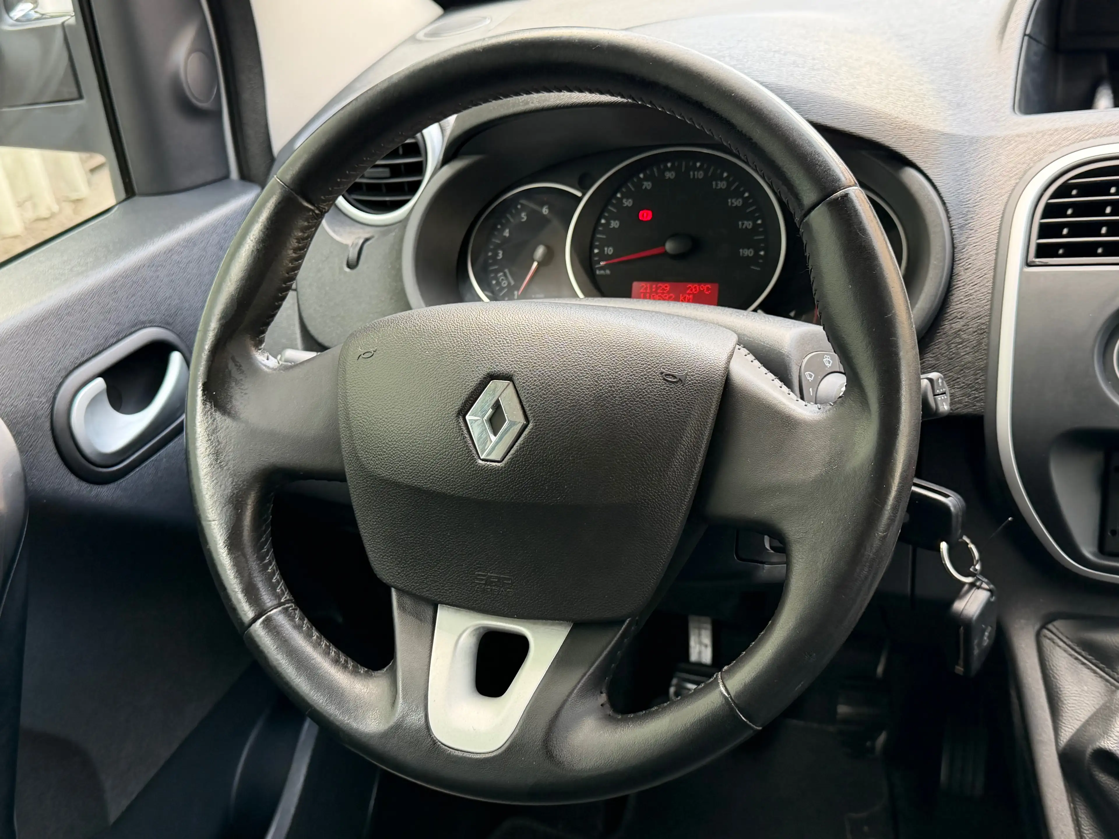Renault Kangoo 1.5 dCi LIMITED//EURO6B//CLIM//DIESEL — photo 15