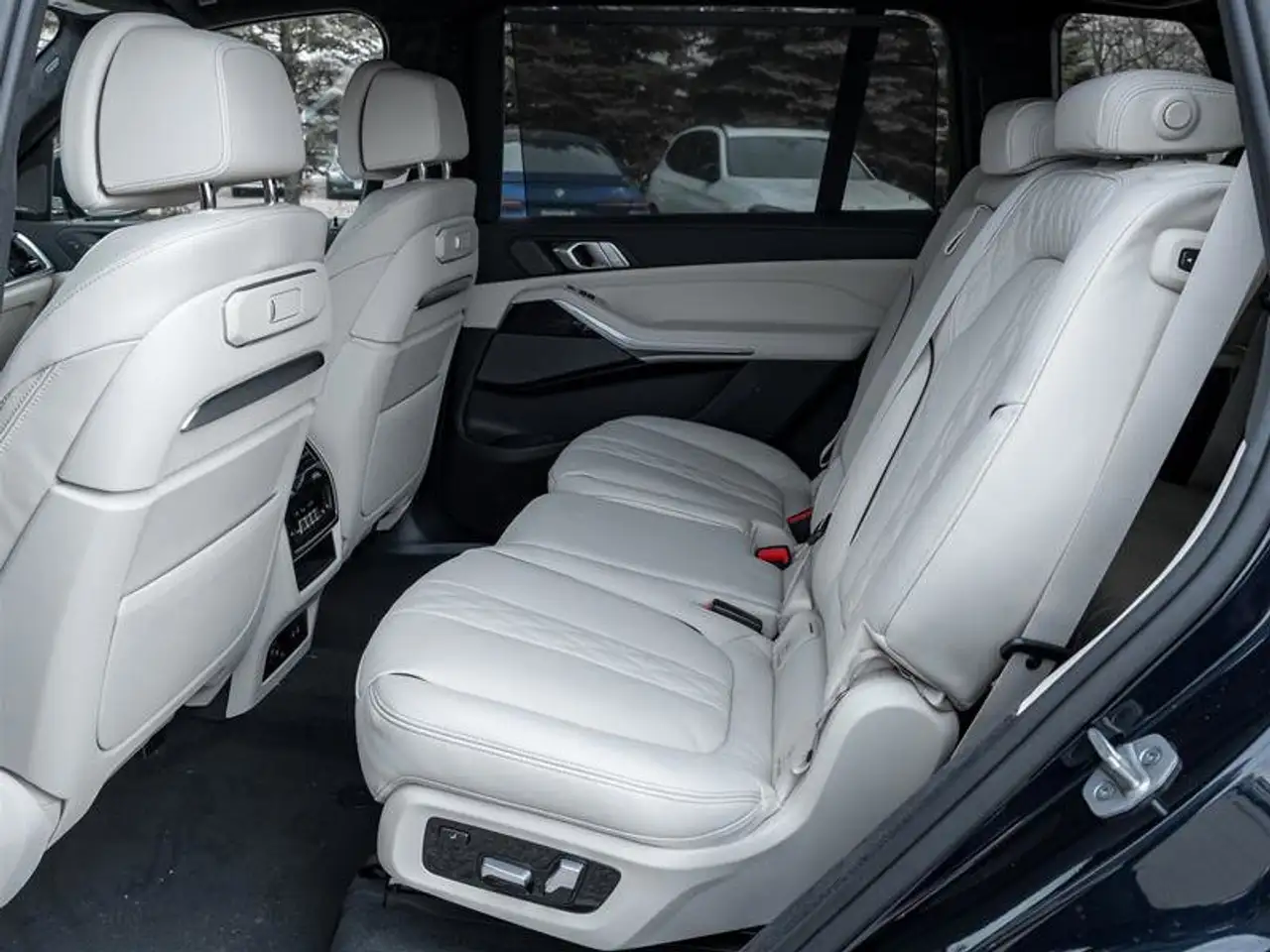 BMW X7 снимка BMW X7