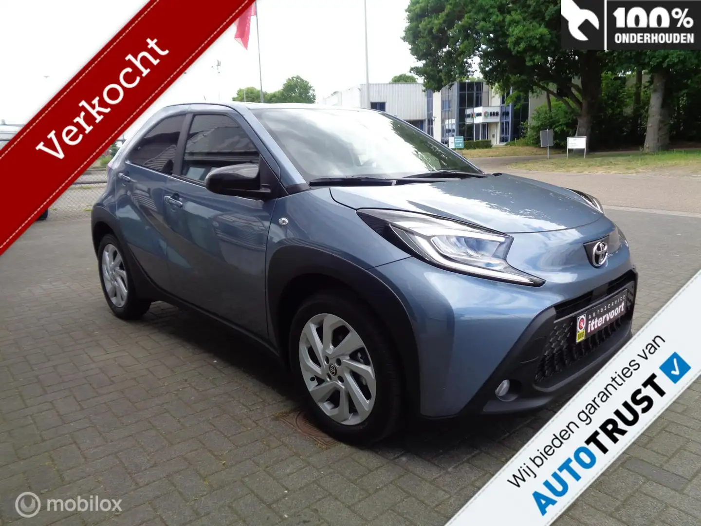Toyota Aygo X 1.0 VVT-i MT Pulse Azul - 2
