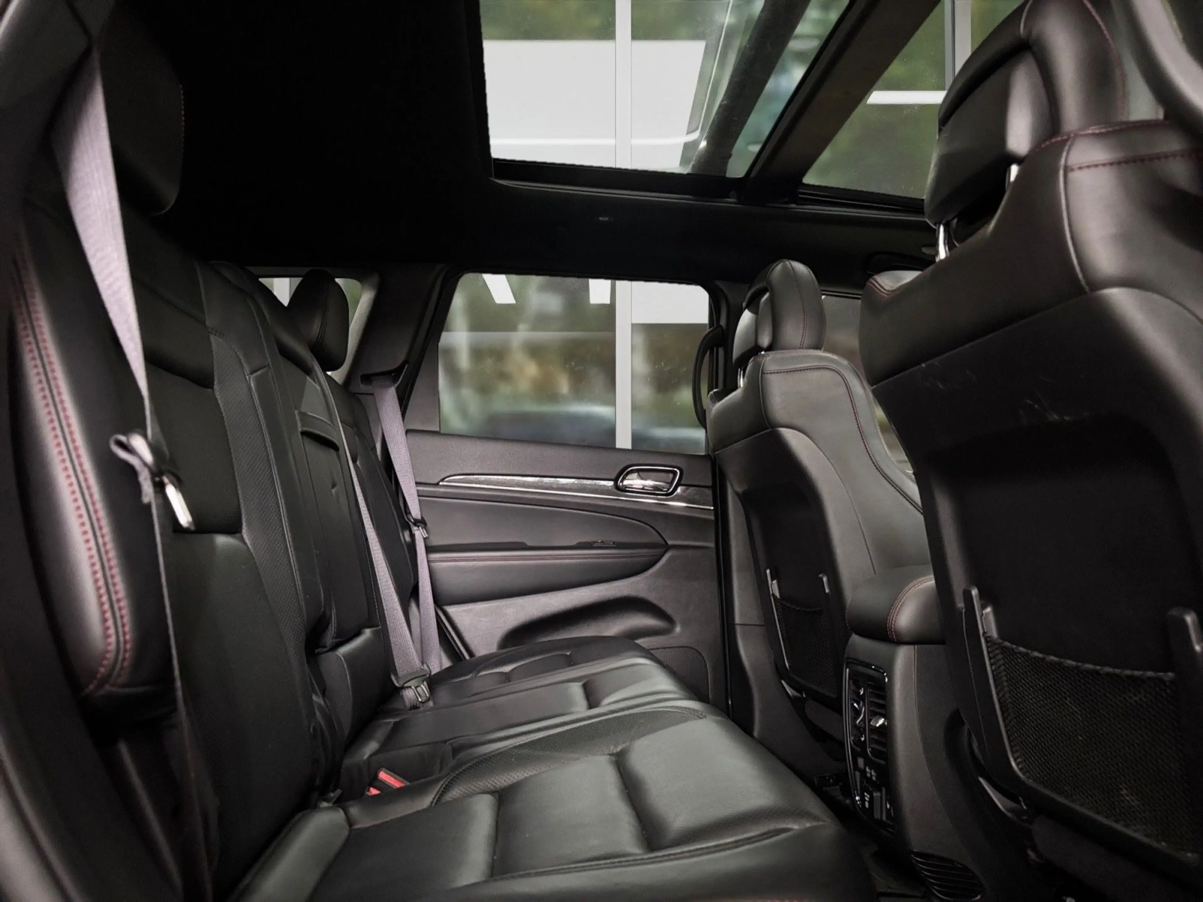 Jeep Grand Cherokee 5.7 Hemi TRAILHAWK 286KW — photo 8