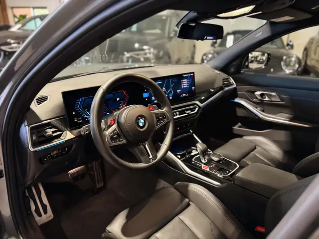 BMW M3 view 2