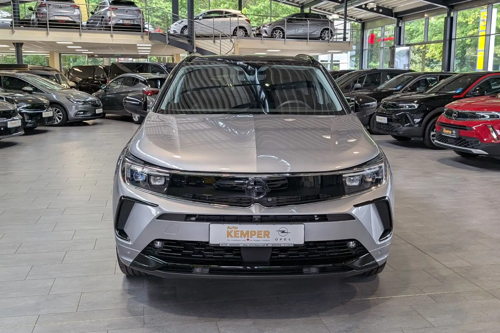 Opel Grandland X Grandland 1.6 Hybrid4 GSe Autom. *ACC*Navi* Grau - 2