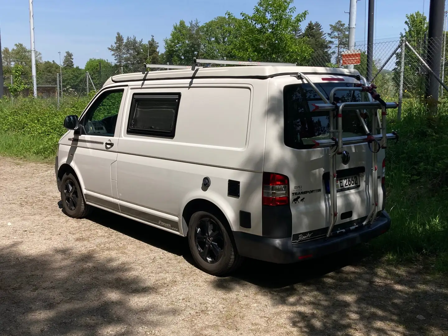 Volkswagen T5 Transporter Camperausbau (California in richtig gut) Weiß - 2