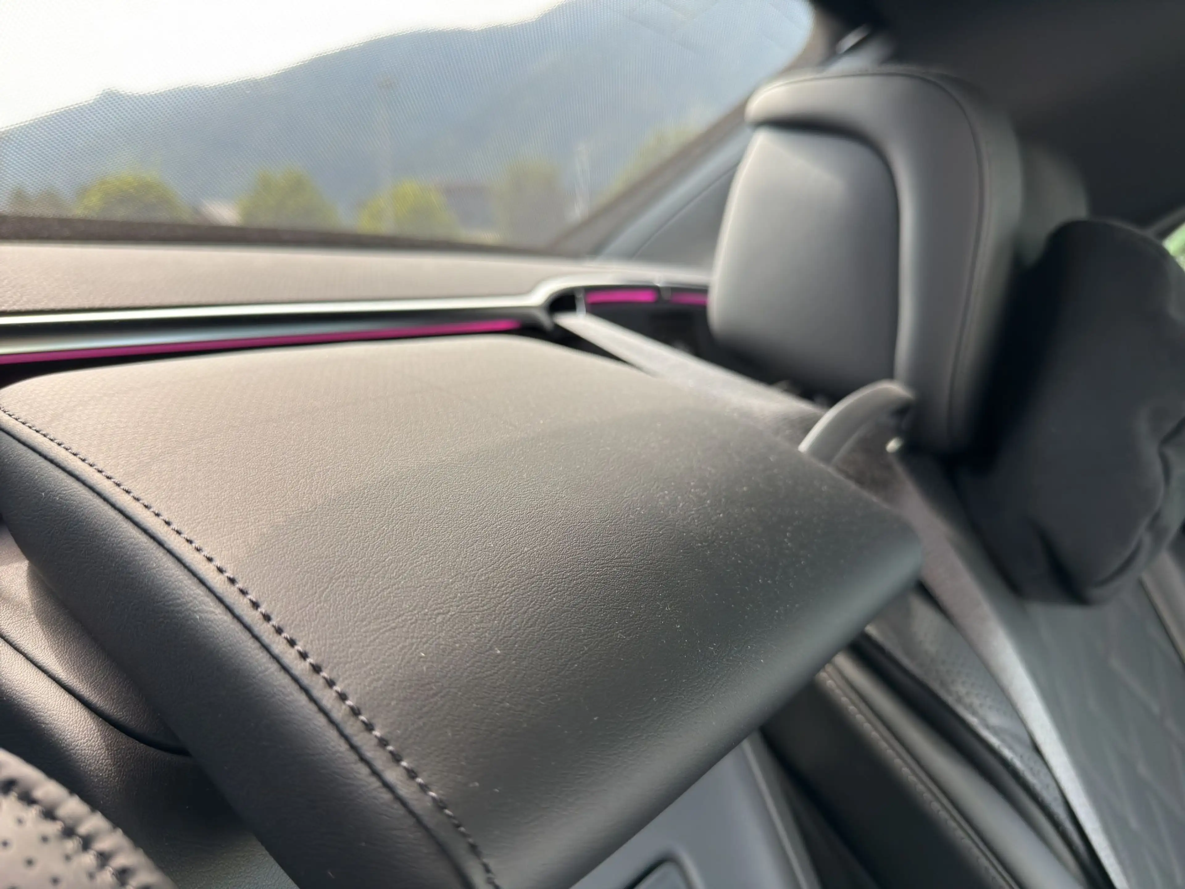 Mercedes-Benz S 400 d 4MATIC Aut. Panorama/10°/3D-Display/IR-Vergla... — photo 37