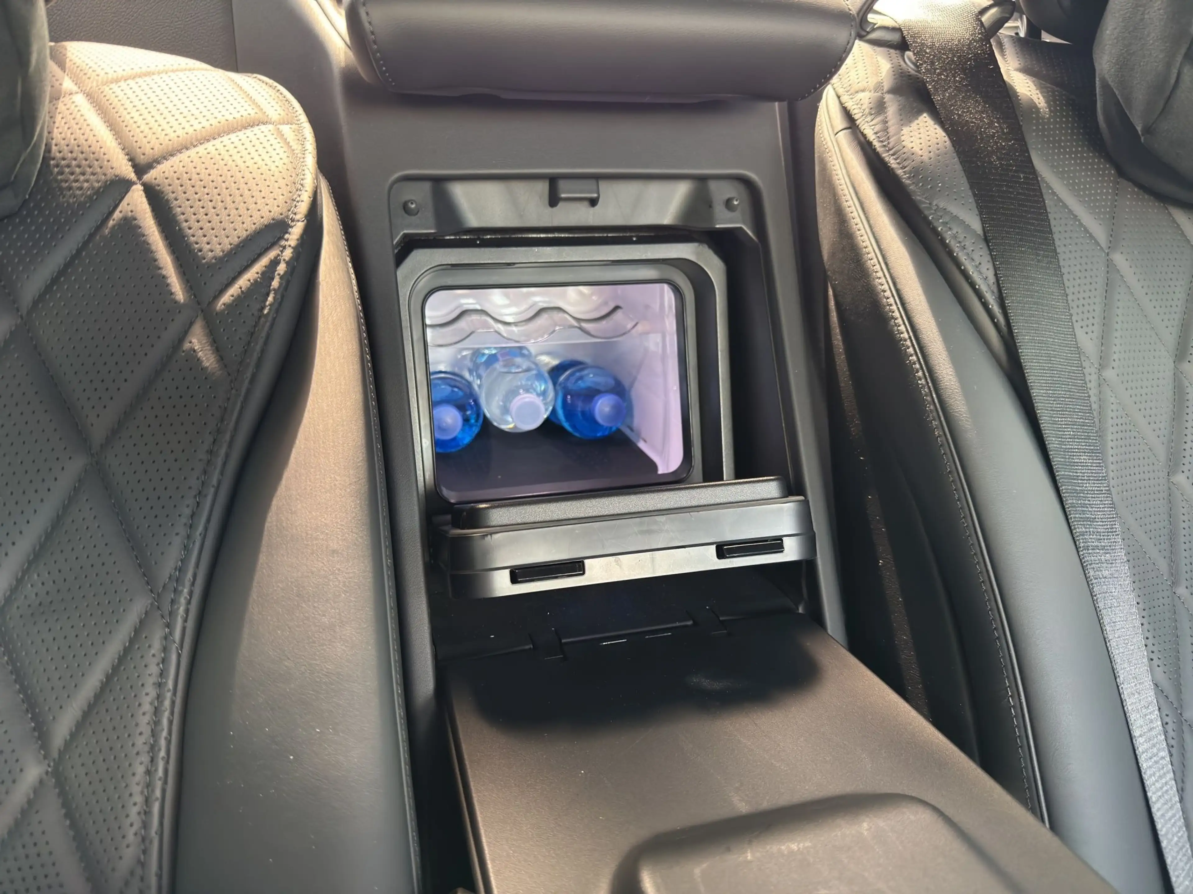 Mercedes-Benz S 400 d 4MATIC Aut. Panorama/10°/3D-Display/IR-Vergla... — photo 31