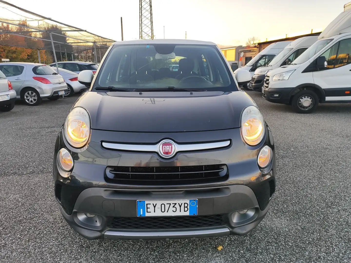 Fiat 500L 1.6 mjt Trekking 105cv Neopatentati Nero - 1