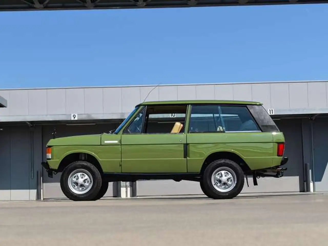 Land Rover Range Rover Classic V8 / Warwick Green / Restored / Suffix D, foto 2