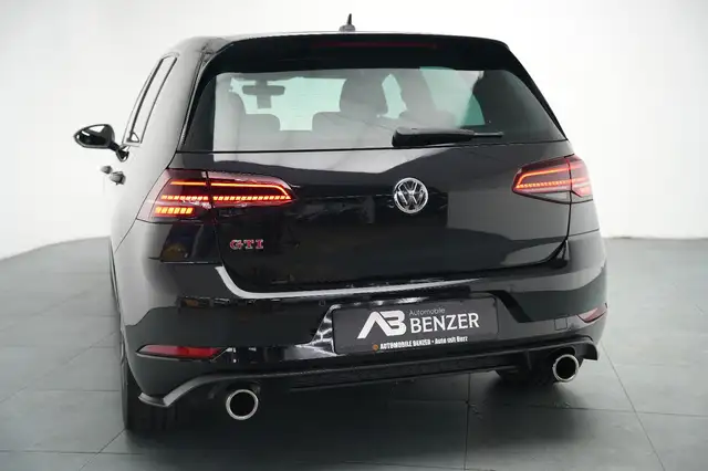 Volkswagen Golf view 8