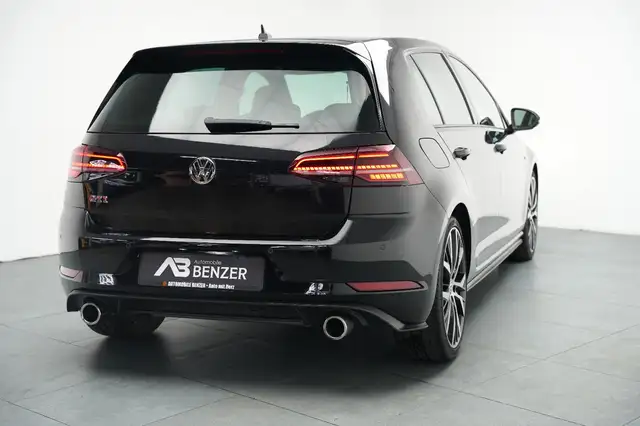 Volkswagen Golf view 9