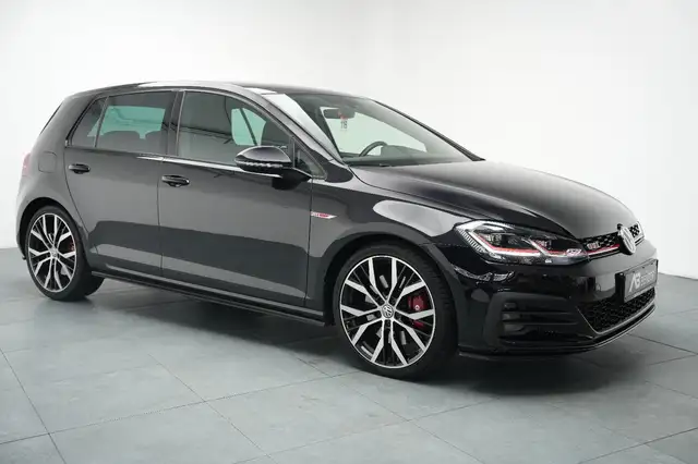 Volkswagen Golf view 5