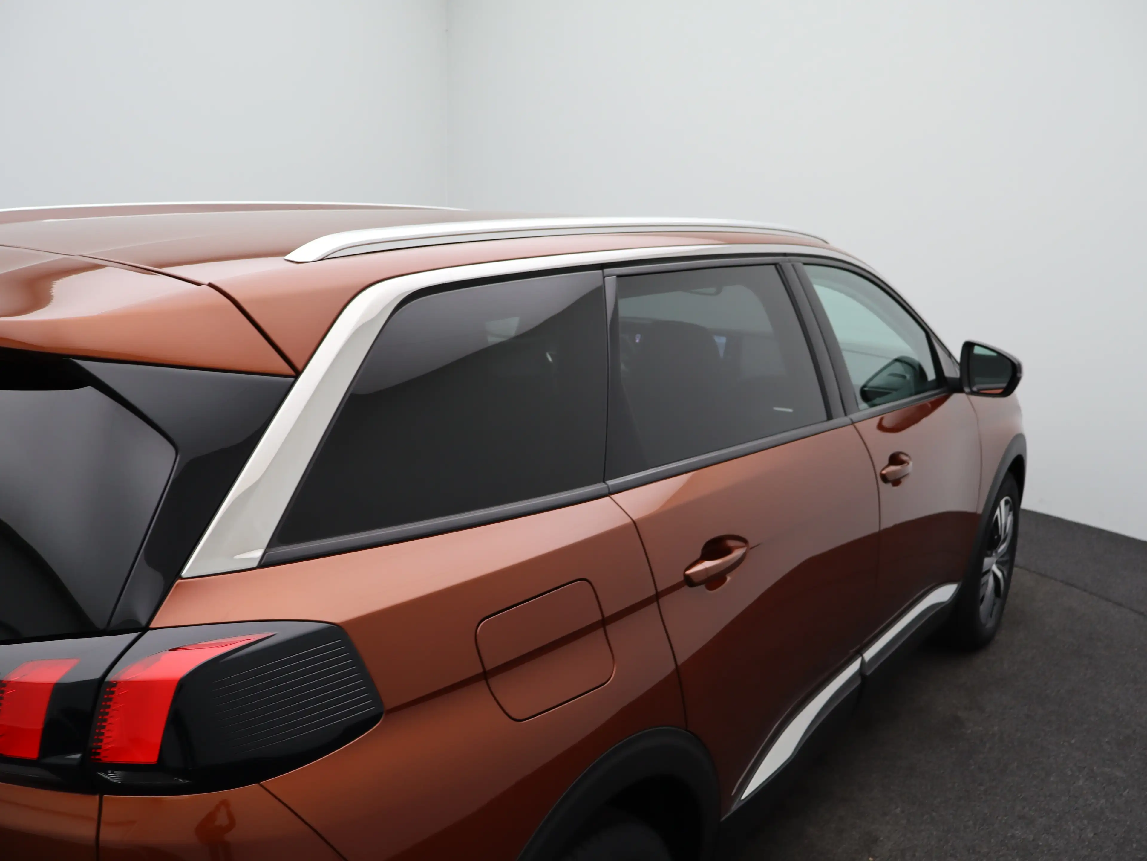 Peugeot 5008 1.2 PureTech Allure Pack Business | Carplay | 7-pe — photo 45