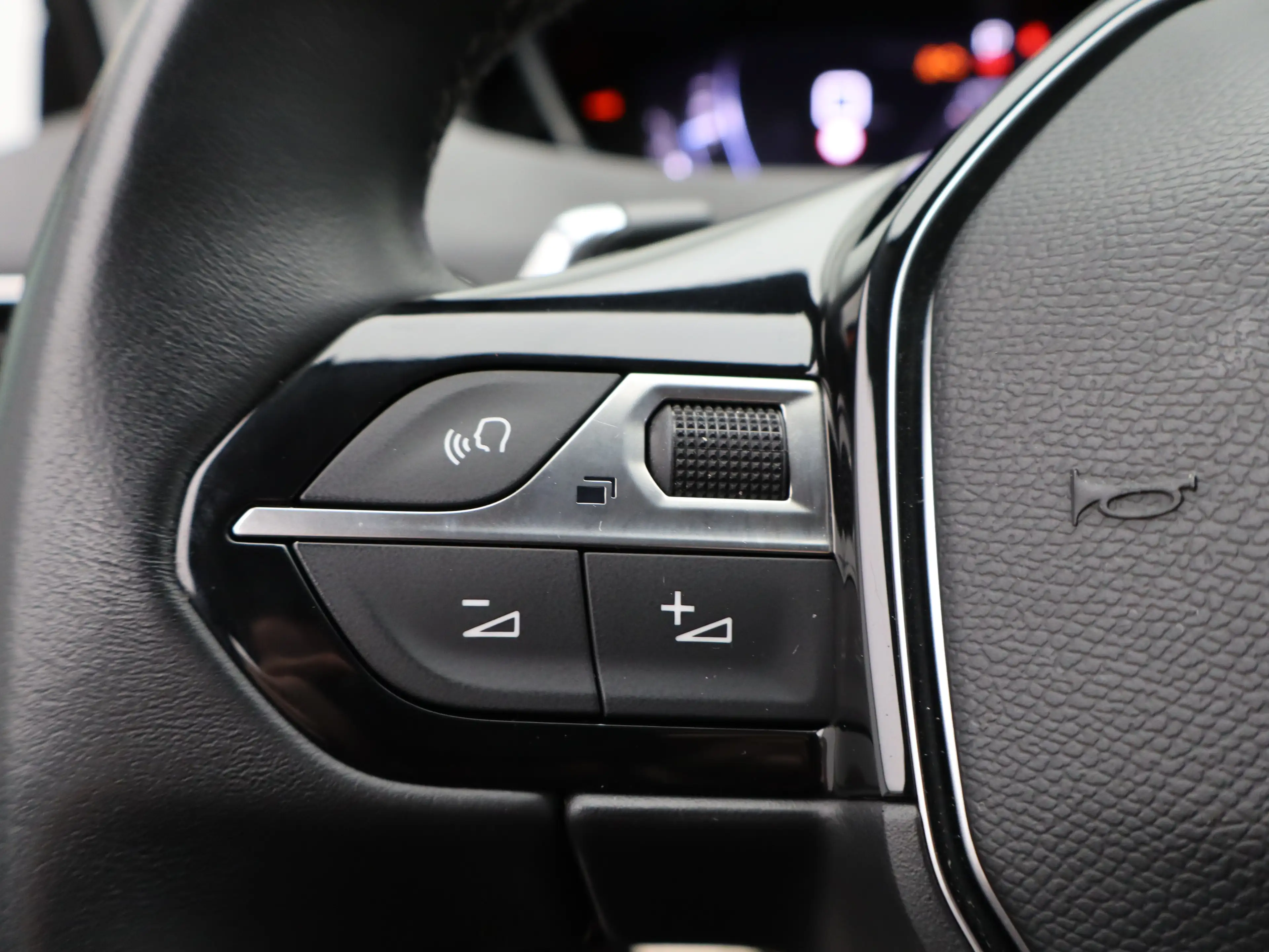 Peugeot 5008 1.2 PureTech Allure Pack Business | Carplay | 7-pe — photo 29