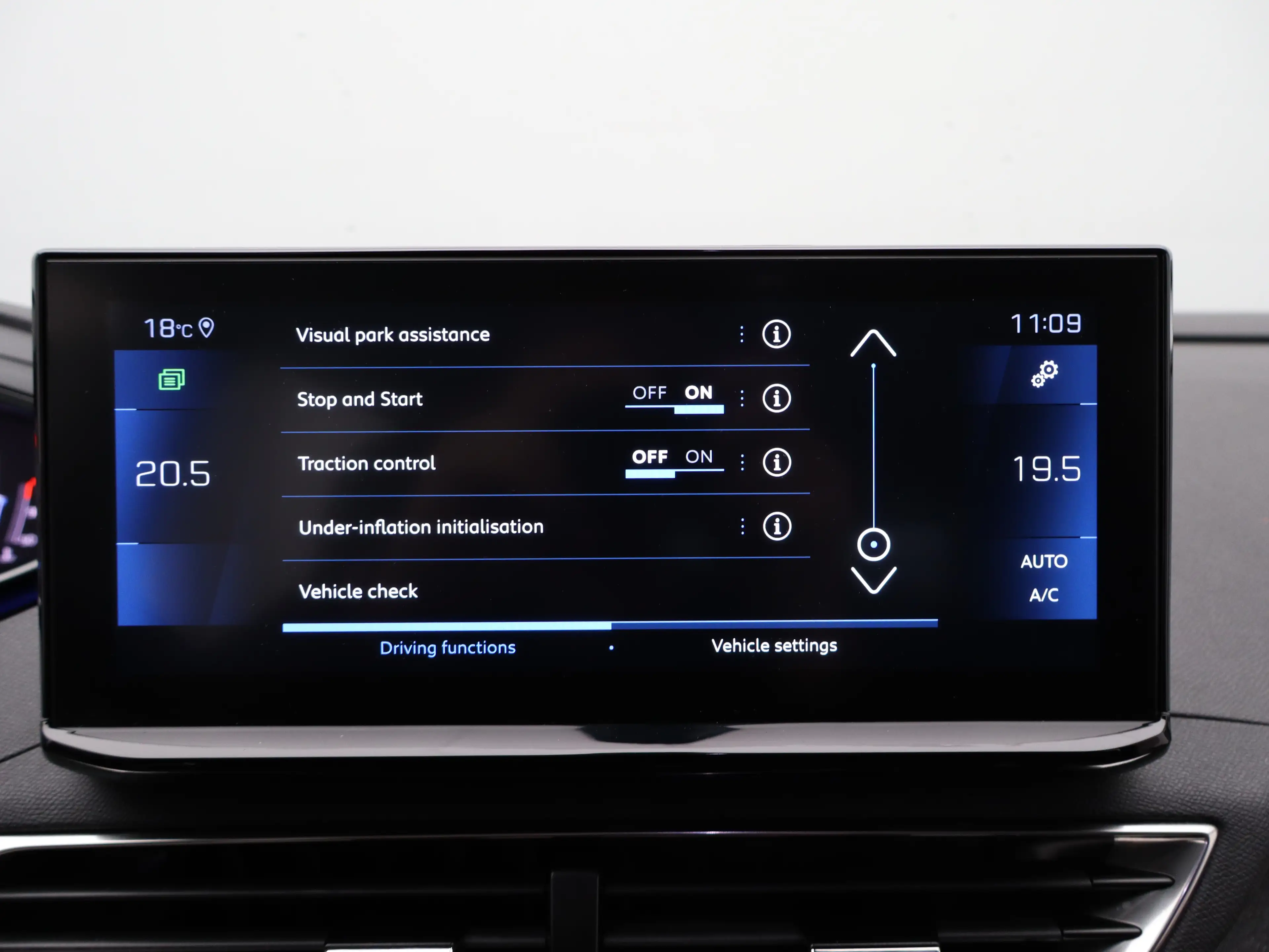 Peugeot 5008 1.2 PureTech Allure Pack Business | Carplay | 7-pe — photo 22