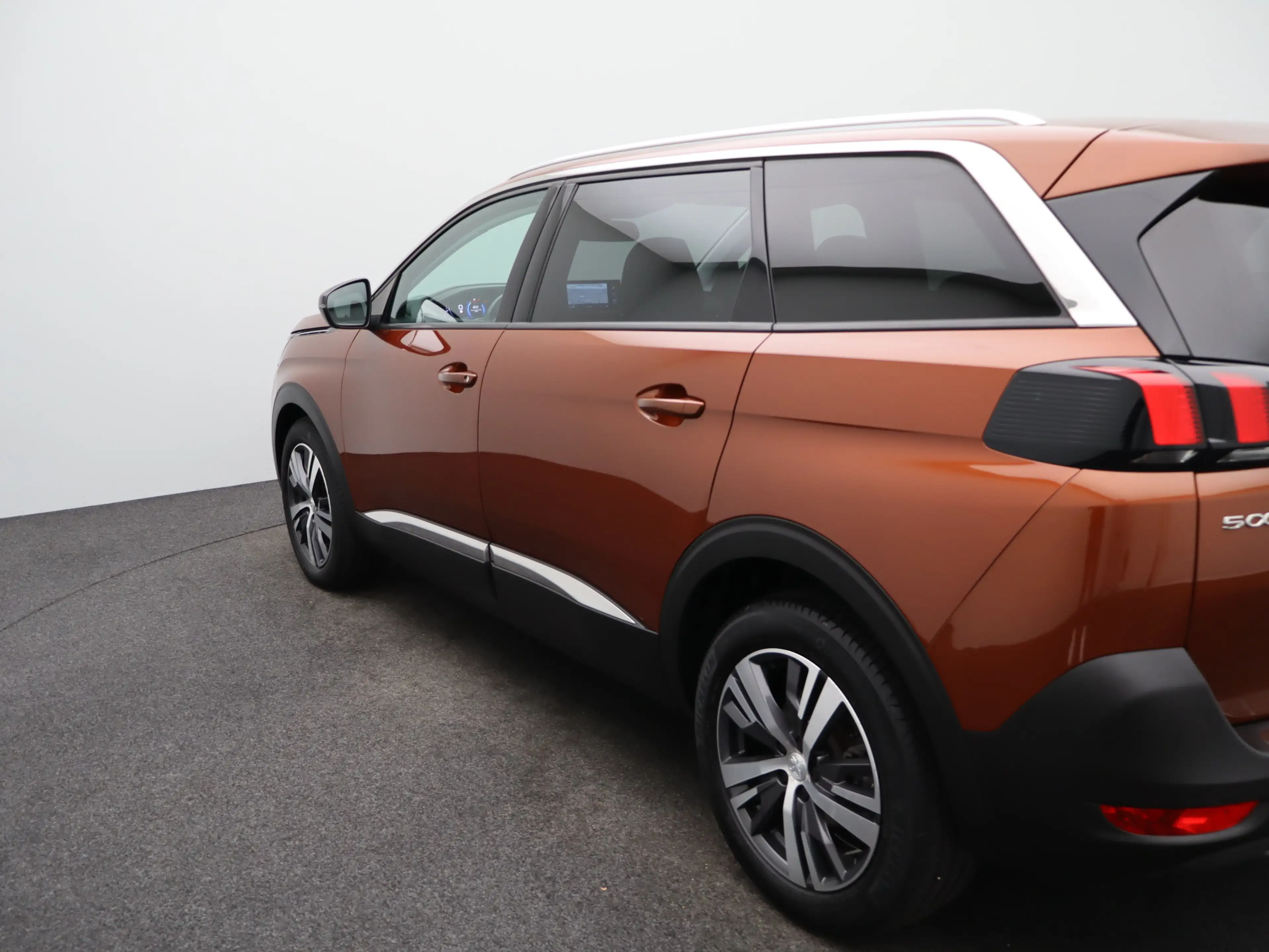 Peugeot 5008 1.2 PureTech Allure Pack Business | Carplay | 7-pe — photo 41