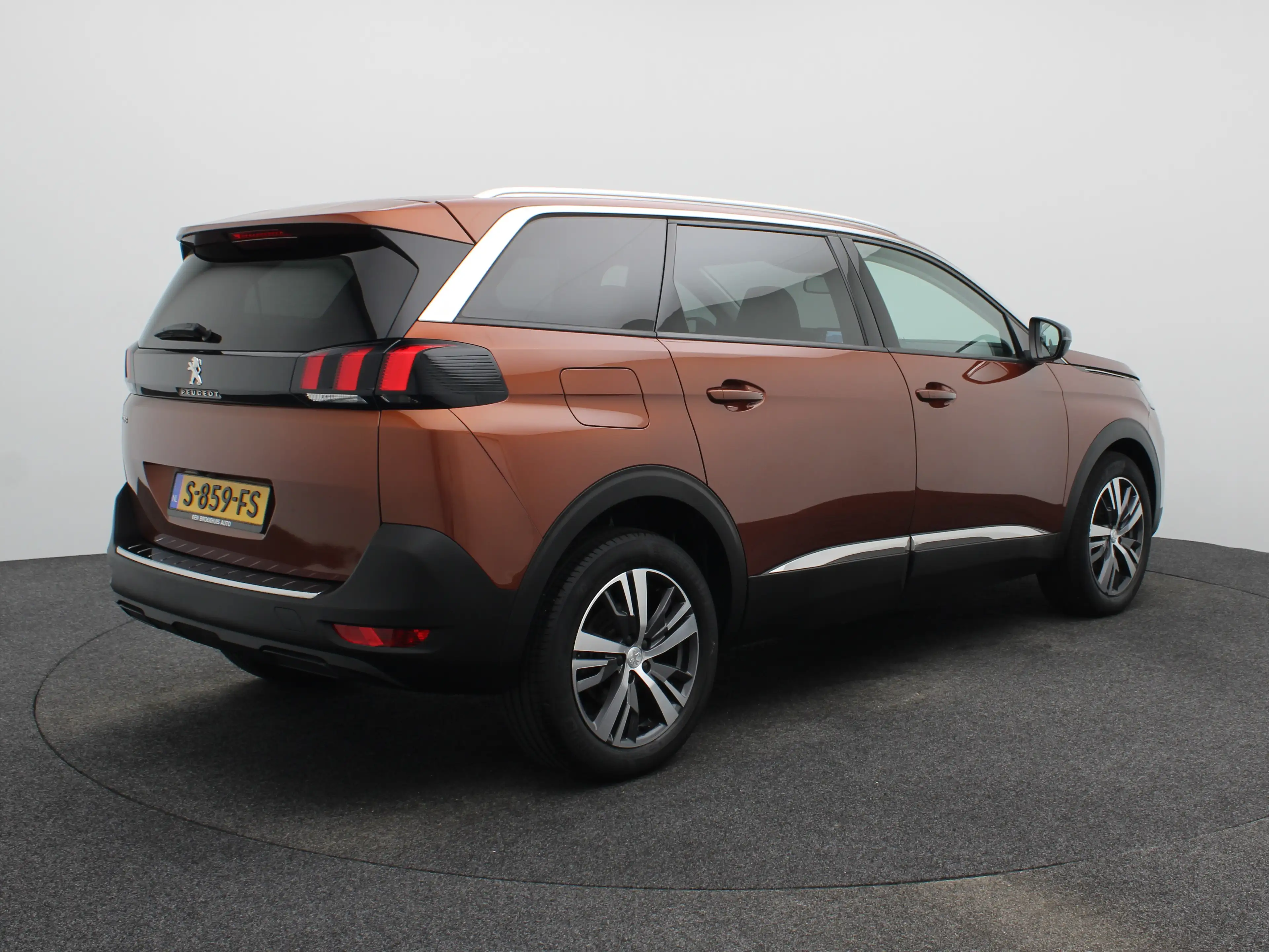 Peugeot 5008 1.2 PureTech Allure Pack Business | Carplay | 7-pe — photo 2