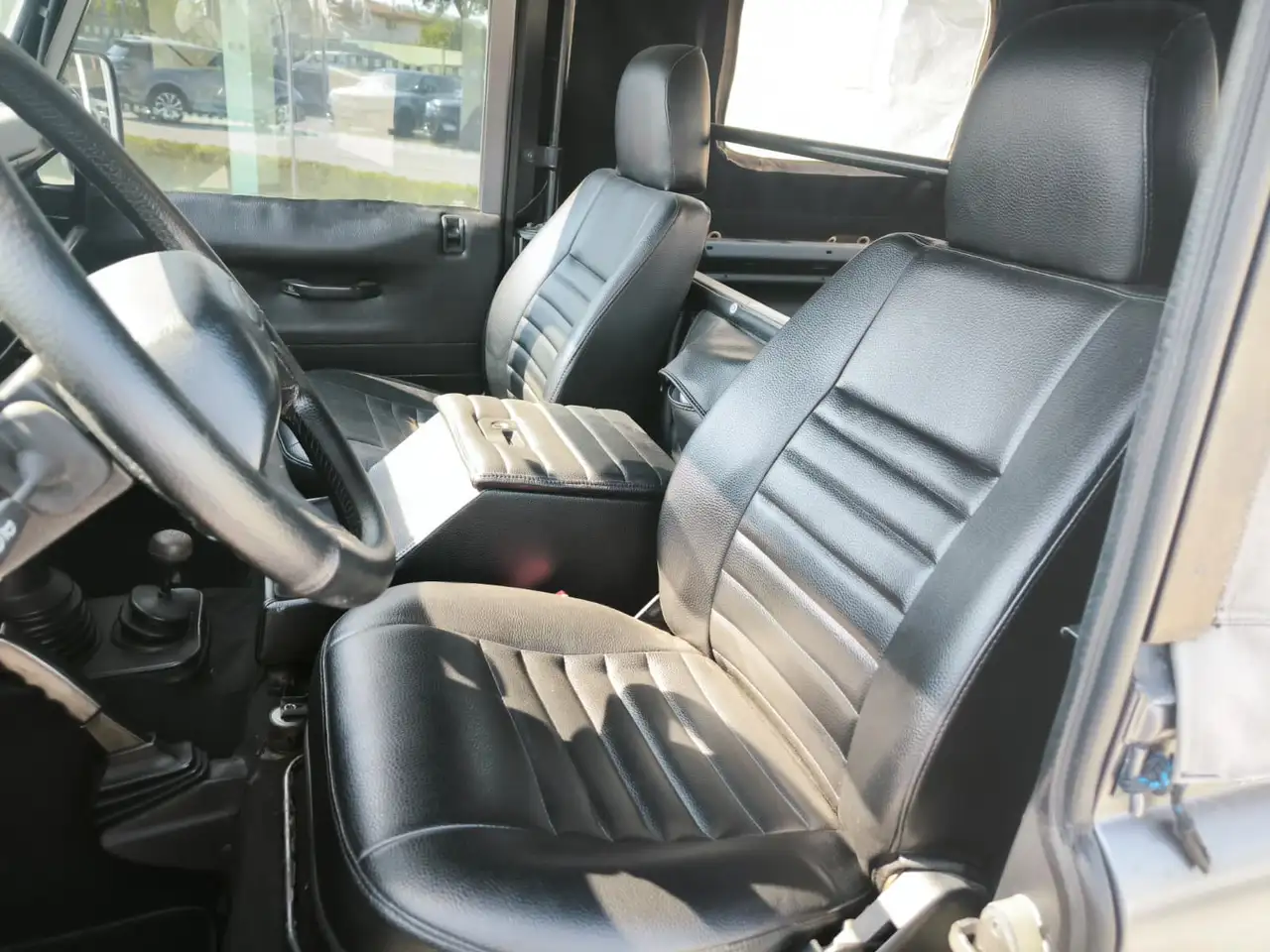 Land Rover Defender 90 2.5 TD5 122CV (AUTOCARRO), foto 8