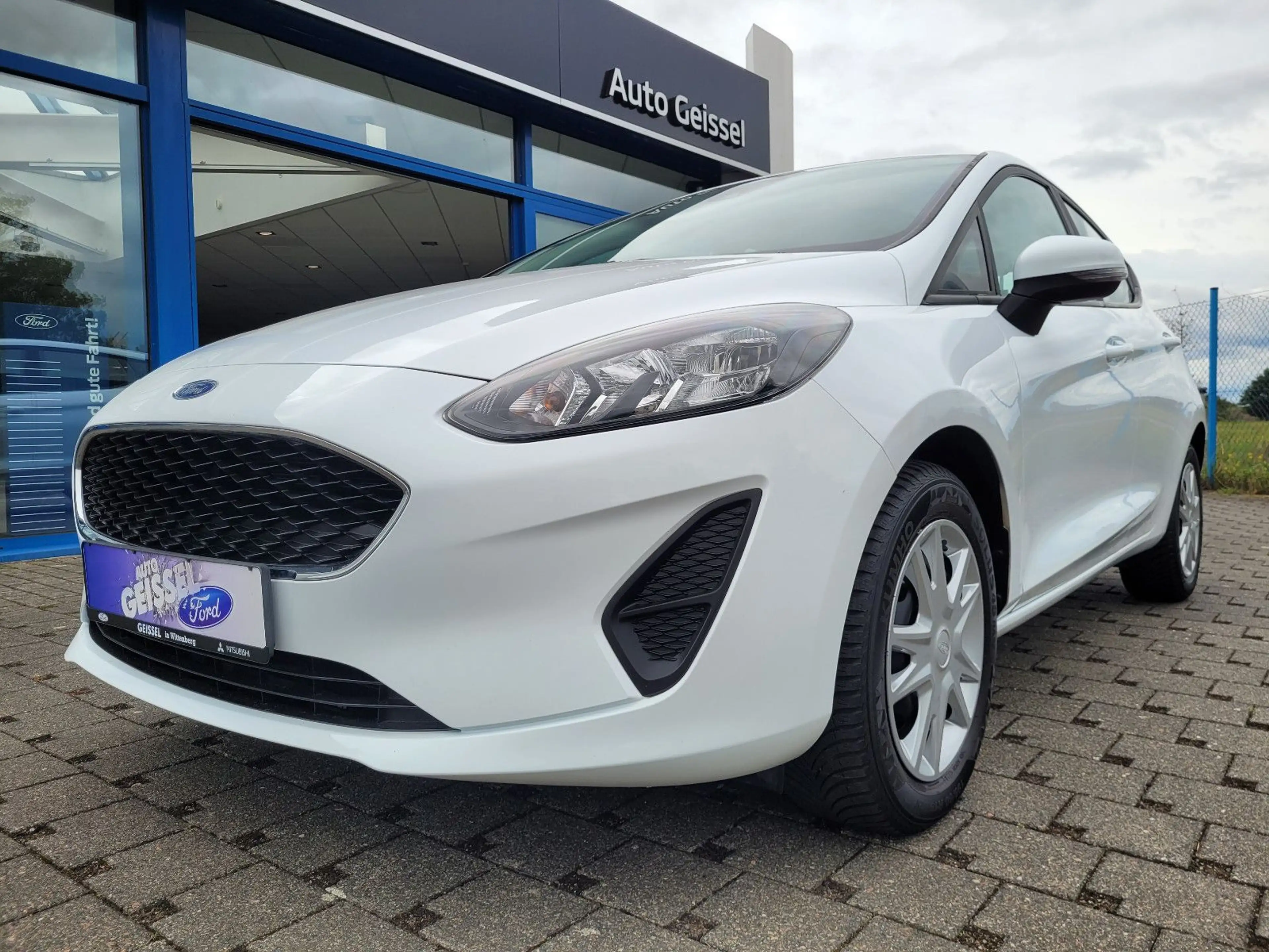 Ford Fiesta Trend — photo 4