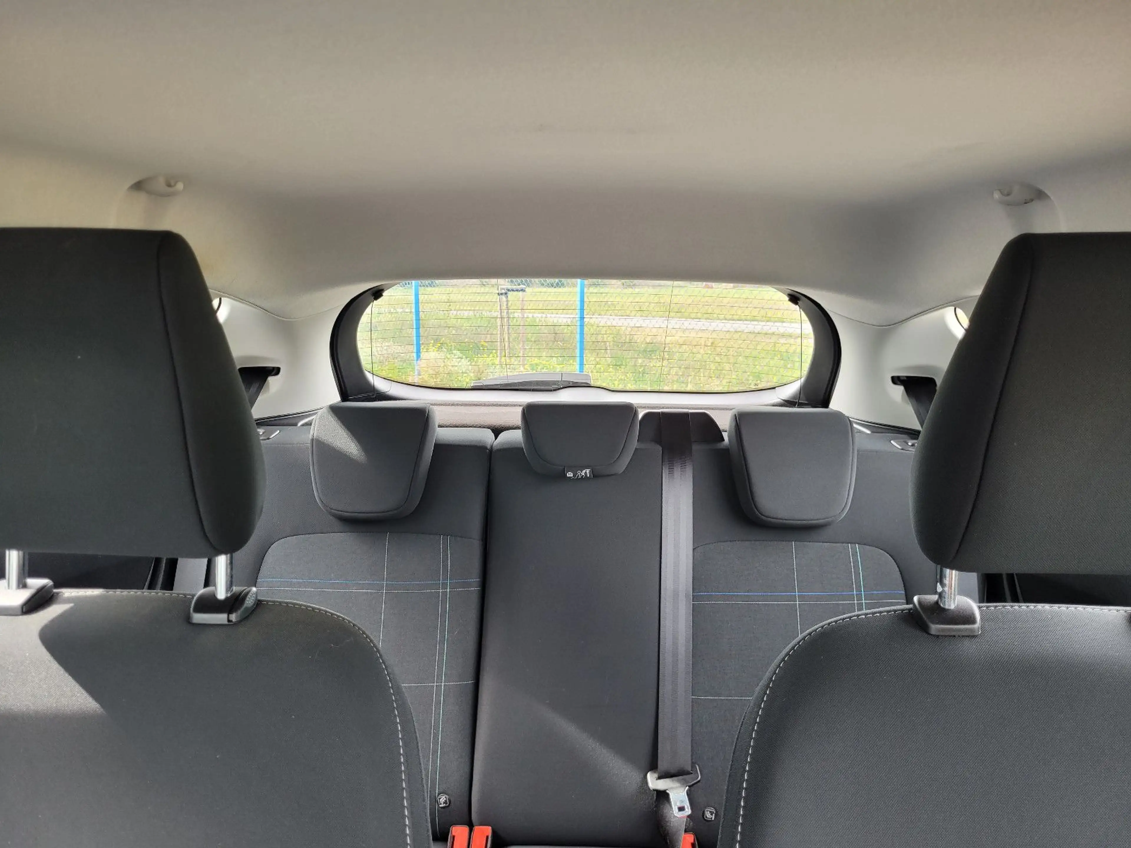 Ford Fiesta Trend — photo 32