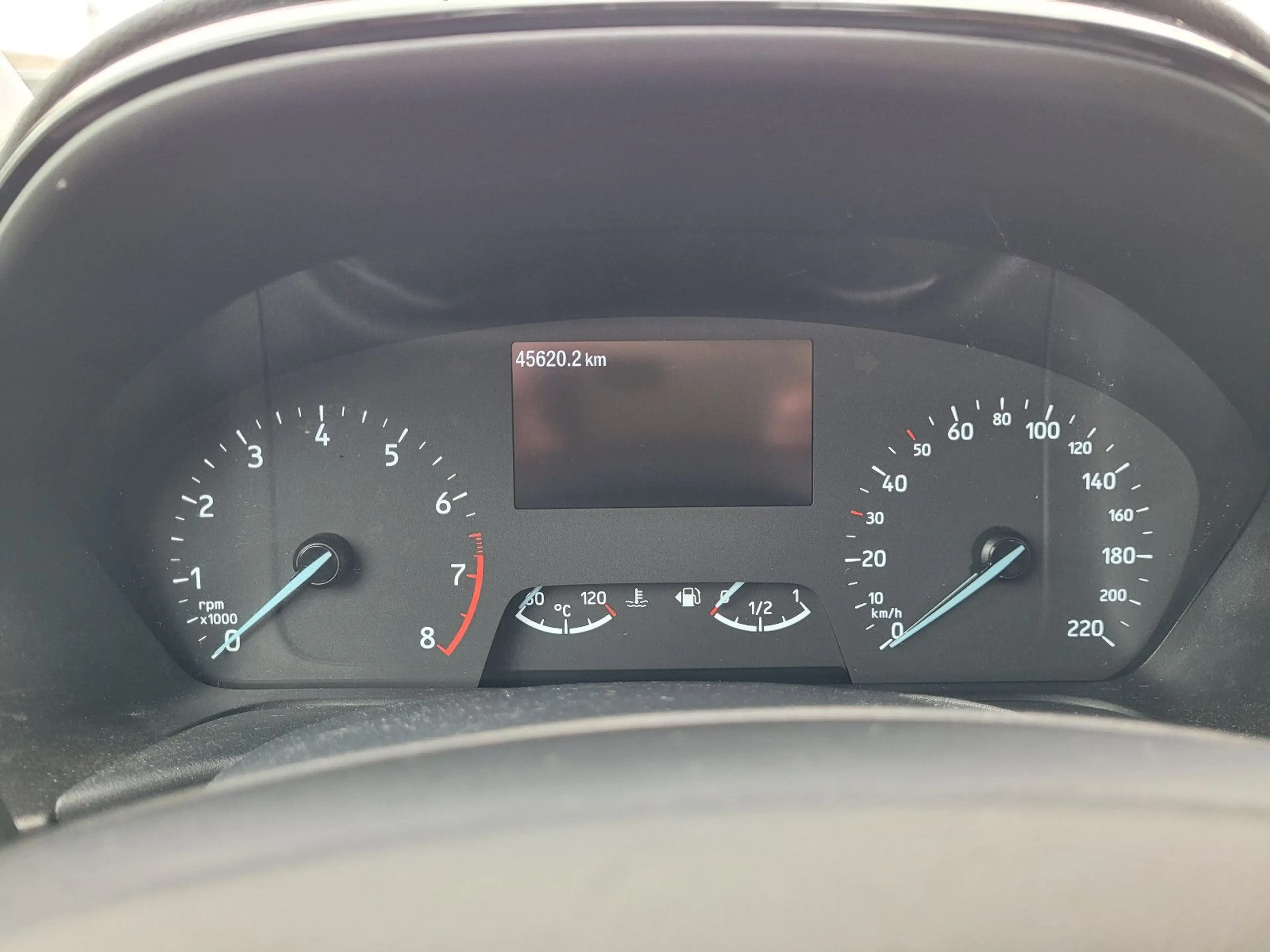 Ford Fiesta Trend — photo 19