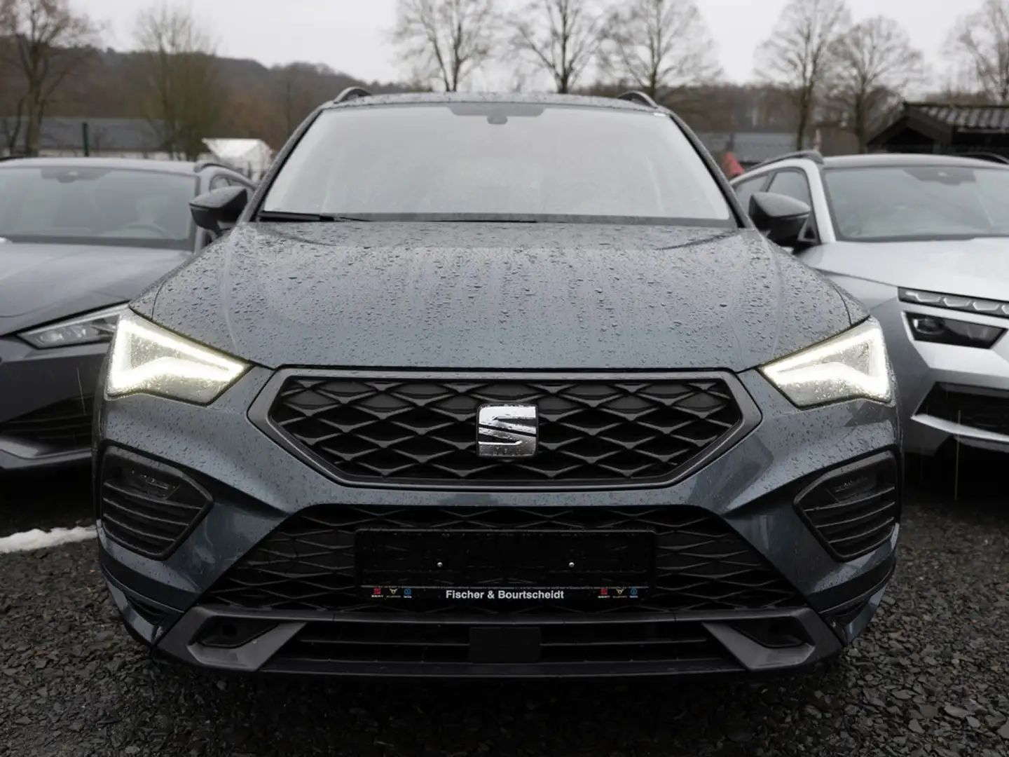 SEAT Ateca 2.0 TSI FR 4Drive AHK NAVI PANO LED SHZ Grau - 2