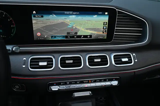 Mercedes-Benz Gle view 14